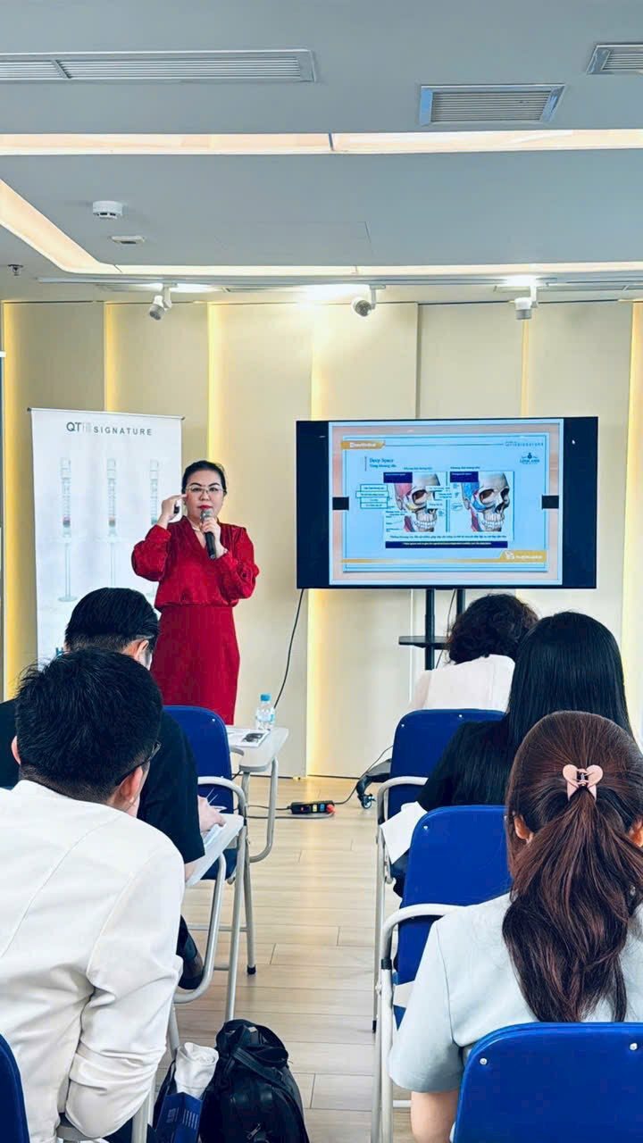 Bác Sĩ Huệ vinh dự đảm nhận vai trò Trainer quốc tế cho QT Fill Hàn Quốc